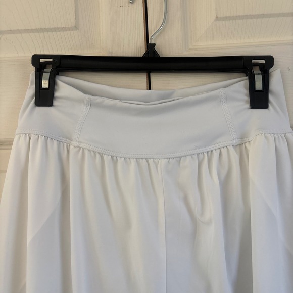 Halara High Waisted High Slit Wide Leg Flowy Skirt Pants Built-in Shorts Size M - Picture 8 of 10